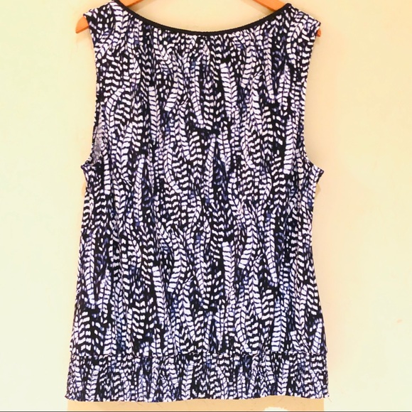 WHBM sleeveless blouse - Picture 2 of 5